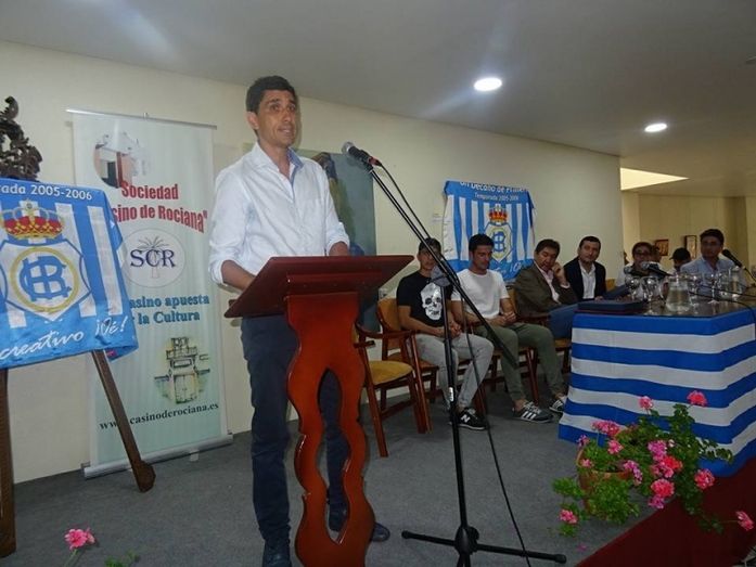 Emotivo homenaje de las peñas a Pavón, Jesús Vázquez, Zamora y a los trabajadores y extrabajadores del Decano