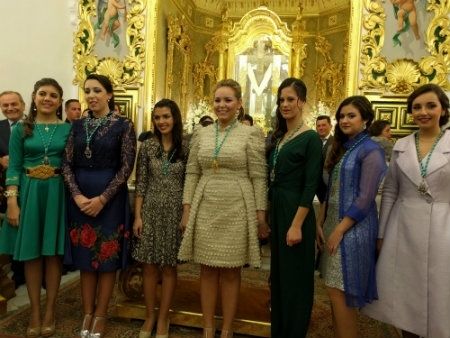 La Coronación de la Reina abre las fiestas de la Calle Cabo en La Palma 