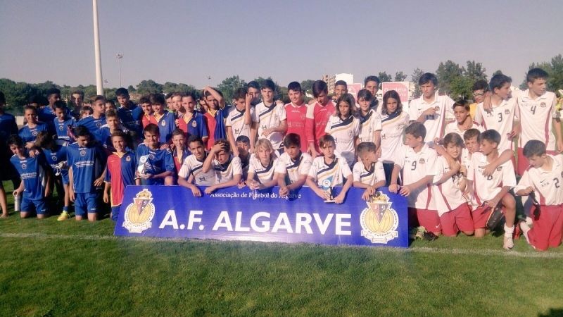Buenos resultados para los infantiles onubenses en Olhão y Quarteira