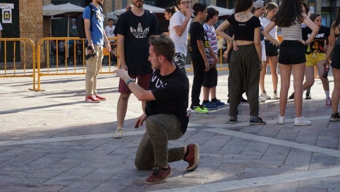 Pasión por el 'freestyle' en la plaza de las monjas