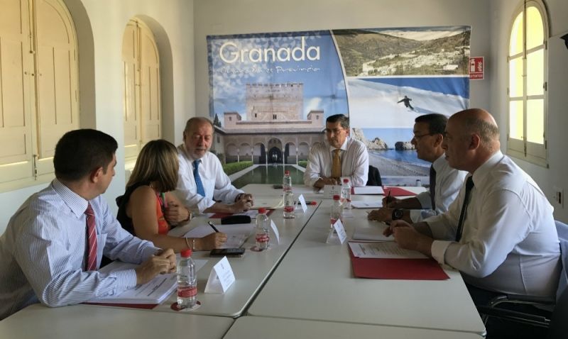 Caraballo pide al Gobierno poder emplear el superávit de la Diputación en las necesidades de la provincia
