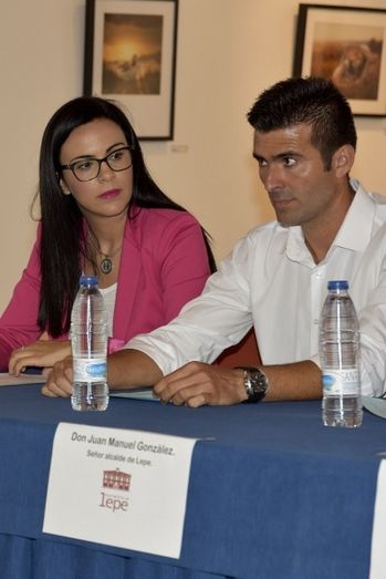 Presentación en La Antilla de 'Las palabras también juegan al escondite'