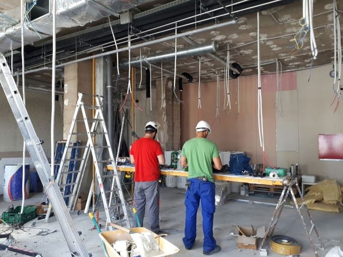 El Hospital Infanta Elena acelera las obras de reforma durante el verano para mejorar sus infraestructuras
