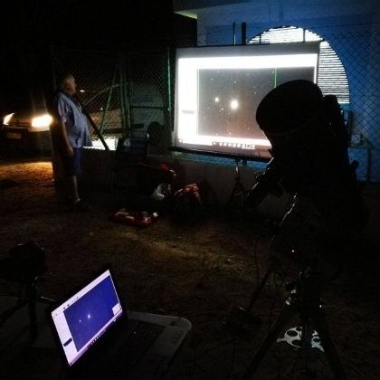 Una multitudinaria plantada de telescopios pone fin a las Jornadas de Astronomía de Matalascañas