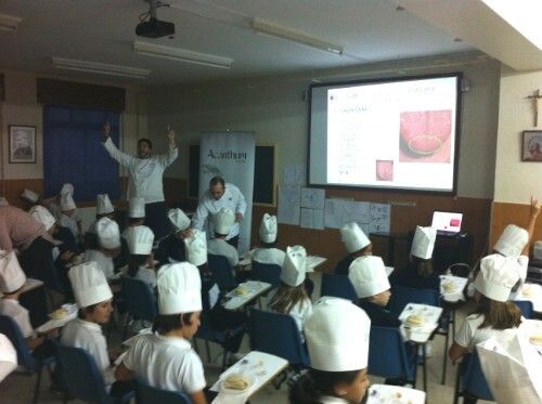 Xanty Elías da una clase con gusto