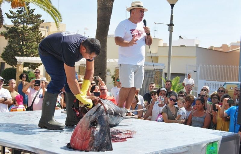 El ronqueo anuncia las jornadas sobre el atún en Isla Cristina
