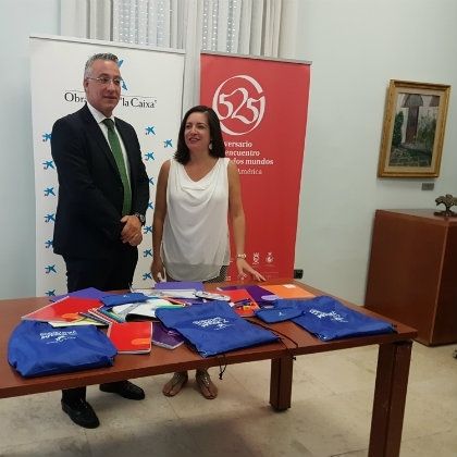 Diputación y Obra Social La Caixa reparten 2.158 kits escolares a alumnos vulnerables