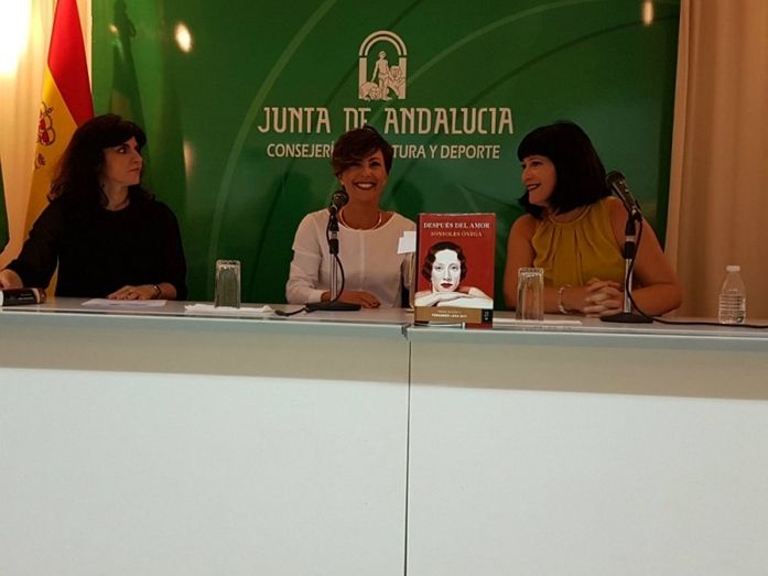 Inauguran el ciclo 'Letras Capitales' con la presentación de la nueva novela de Sonsoles Ónega