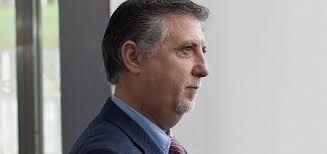 El runrún: ¿Hablamos? Sin bandos