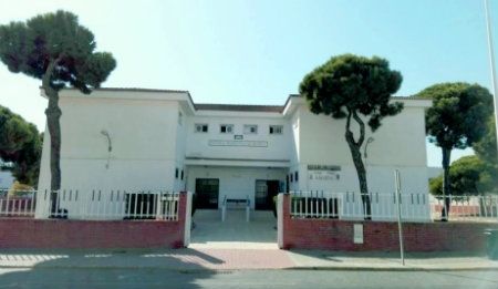 La Escuela de Música de Punta Umbría organiza un certamen para decorar su fachada con graffitis