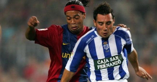 Santi Cazorla ha perdido ocho centímetros del tendón de Aquiles y tiene problemas incluso para caminar