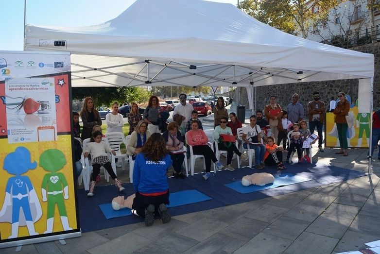 El Consorcio de Transportes Sanitarios abre su campaña de primeros auxilios en Isla Chica