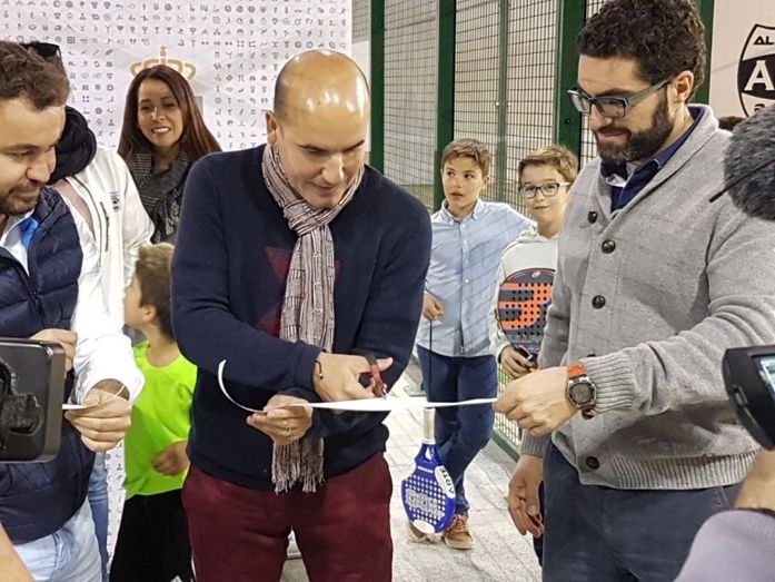 Almonte cuenta con dos nuevas pistas de pádel