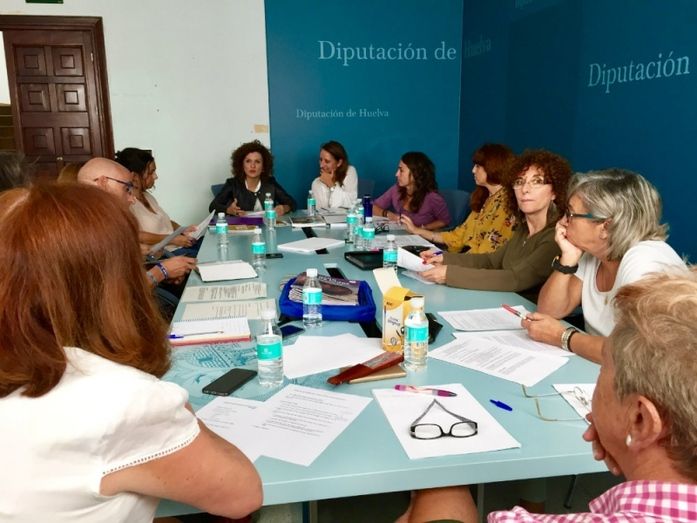 La Mesa de Apoyo al Refugiado se suma a la campaña de sensibilización de Unicef 'Ante todo son niños'