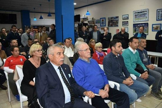 Juan Sivianes recibe un merecido homenaje de todo el recreativismo