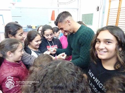 Los alumnos del IES Estuaria disfrutaron de la visita de Diego Jiménez y Boris Garrós