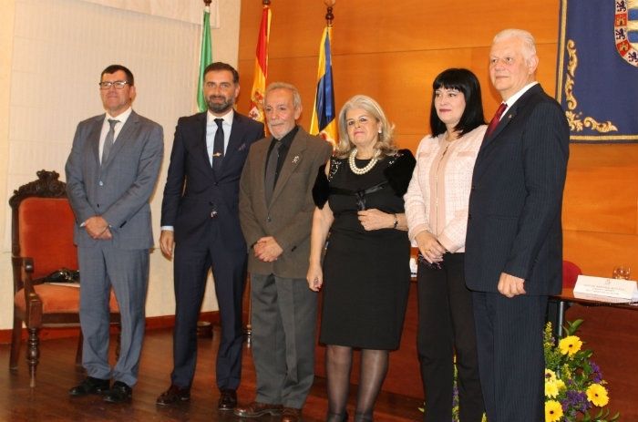 Emotiva entrega de los Perejiles de Plata a José Luis Gómez y Michael P. Predmore