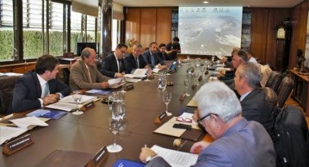 El Puerto de Huelva da a conocer el proyecto de la Zona de Actividades Logísticas para atraer a las industrias y generar empleo