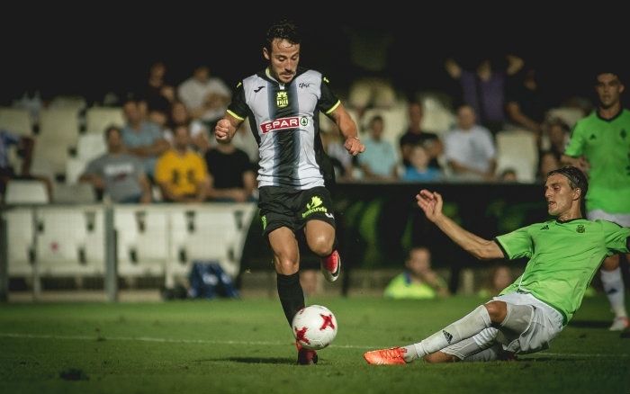 Álvaro González negocia su salida del Cartagena