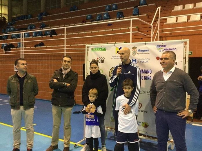 Los canteranos del PAN Moguer siguen aprendiendo de su ídolo