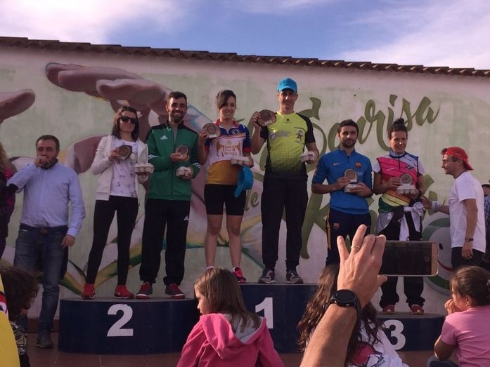 Juan Pérez, Isabel Carrillo, Juan Enrique Gutiérez y Lidia Rodríguez, sonrisas al cielo en Berrocal