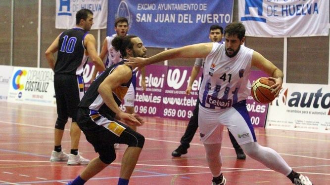 San Juan resuelve a su favor un igualado derbi ante Huelva (78-68)