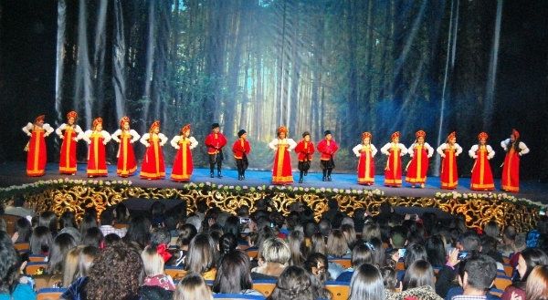 Gilda Araújo, coronada Reina Infantil de los Carnavales de Isla Cristina