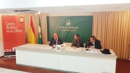 Ramón Llanes presenta ‘El cajón de sastre’ dentro del ciclo ‘Letras Capitales’