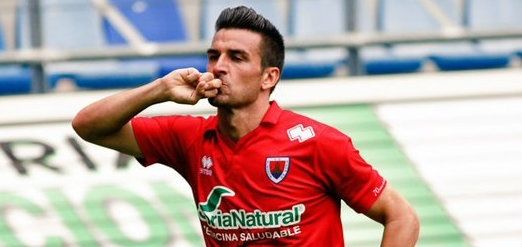 Ángel López se sentará en el banquillo en La Línea y el Recre espera cerrar hoy el fichaje del delantero Natalio