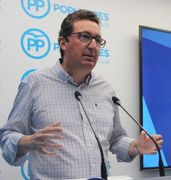 El PP emplaza a Caraballo y Cruz a aprovechar la visita de Díaz para reclamar 'proyectos pendientes' de la Junta