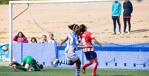 El líder Atlético le infringe al Sporting Huelva su cuarta derrota seguida (2-4)