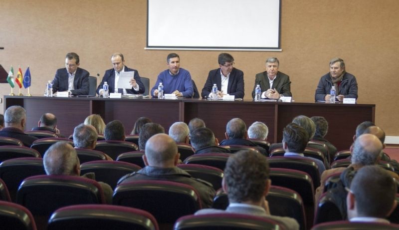 La Plataforma de los Regadíos del Condado reprocha a los representantes del PSOE que 'no quieran reunirse con los agricultores'