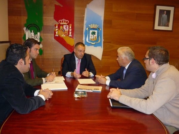 El Ayuntamiento de Huelva y Feansal ponen en marcha acciones para apoyar a las empresas de economía social