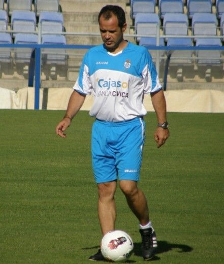 Cervera: 'La gente aprieta mucho en ese campo, pero se puede ganar'