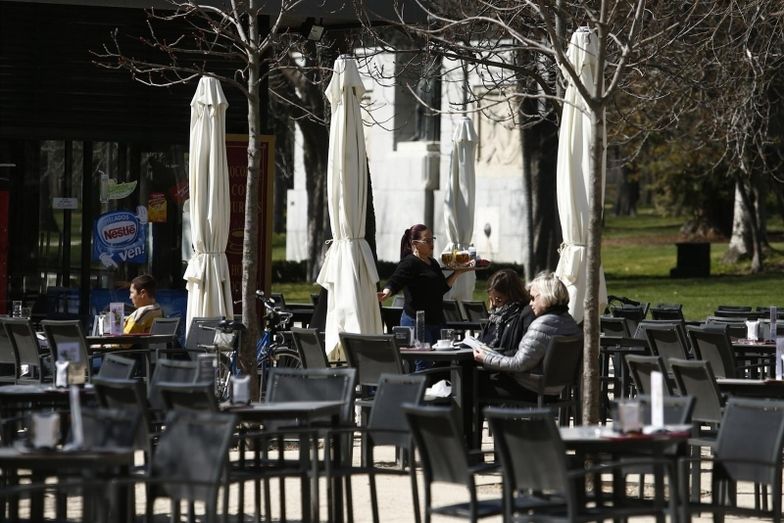 Trabajadores del sector de la hostelería comienzan este lunes con concentraciones ante la falta de negociación