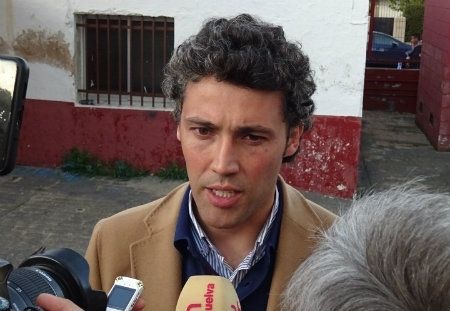Óscar Carazo ve al Recre 'en línea ascendente' y asegura que Negredo estará en el banquillo hasta el final de liga