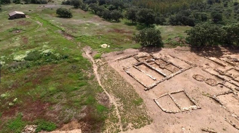 El yacimiento tartésico de Tejada la Vieja tendrá un nuevo sistema de visitas guiadas