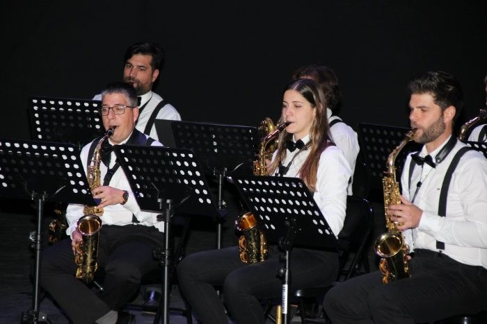 Concierto de 'OnubaSax Orchestra' en Aroche