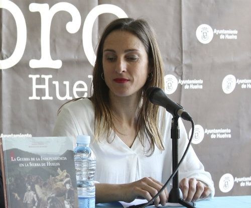 La visión histórica de María Teresa Menguiano sobre la Guerra de la Independencia en la comarca serrana llega a la Feria del Libro
