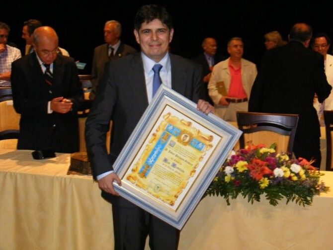 El Conservatorio onubense llevará el nombre del pianista Javier Perianes