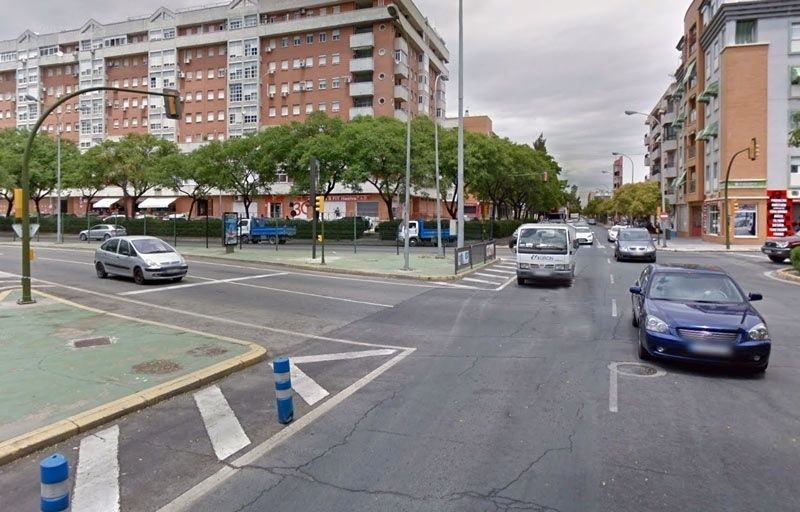 Uno de los vehículos implicados en la colisión de este miércoles en Huelva dio la vuelta de campana y el número de heridos se eleva a cuatro