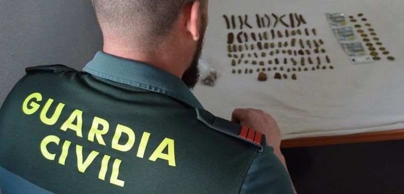 Tres detenidos en la desmantelación de un punto de venta de droga en Ayamonte