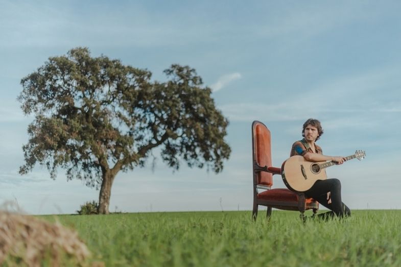 Alejandro Rivera presenta ‘El árbol despacio’: “Es el disco que siempre quise grabar y por eso estoy feliz”