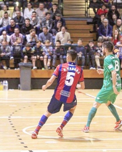 Ramón Vargas deja de ser jugador del Levante