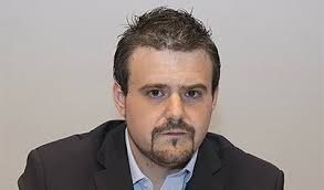 Los socios del Trust deciden mediante votación que Roberto Sánchez salga del consejo de administración del Recre