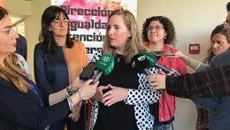 El Instituto Andaluz de la Mujer insta a las víctimas de abusos a que vayan a los servicios porque se las atiende sin importar la nacionalidad