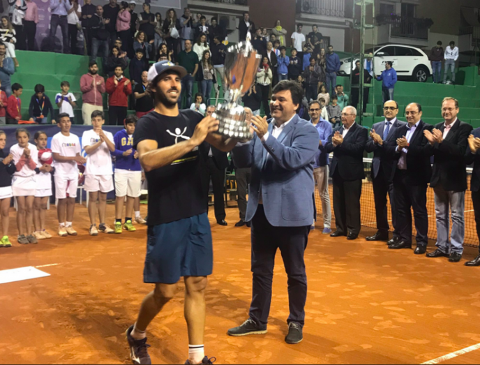 Sergio Gutiérrez-Ferrol levanta la 93 Copa del Rey tras remontar a Pedro Martínez