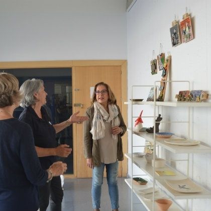 El Taller Municipal de Cerámica de Punta Umbría expone sus obras