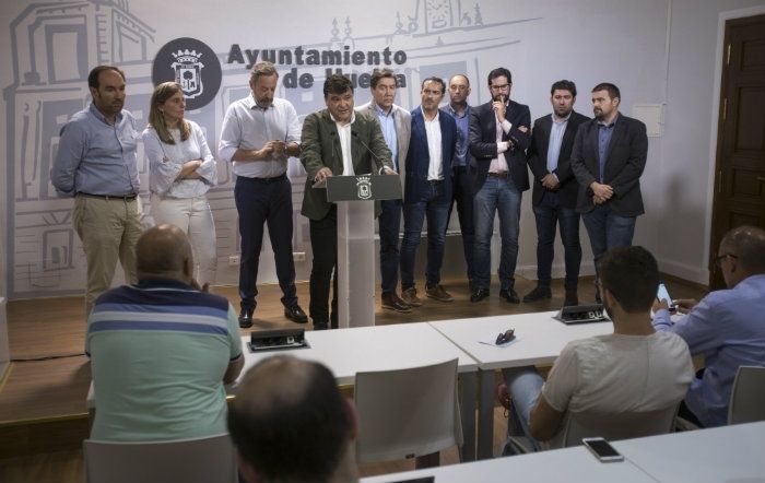 El Ayuntamiento continuará con un nuevo procedimiento de venta de las acciones del Recre tras quedar desierto el actual concurso