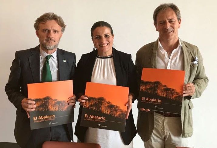 Medio Ambiente edita el libro ‘El Abalario. Un paisaje en construcción’ en el primer aniversario del incendio de Las Peñuelas
